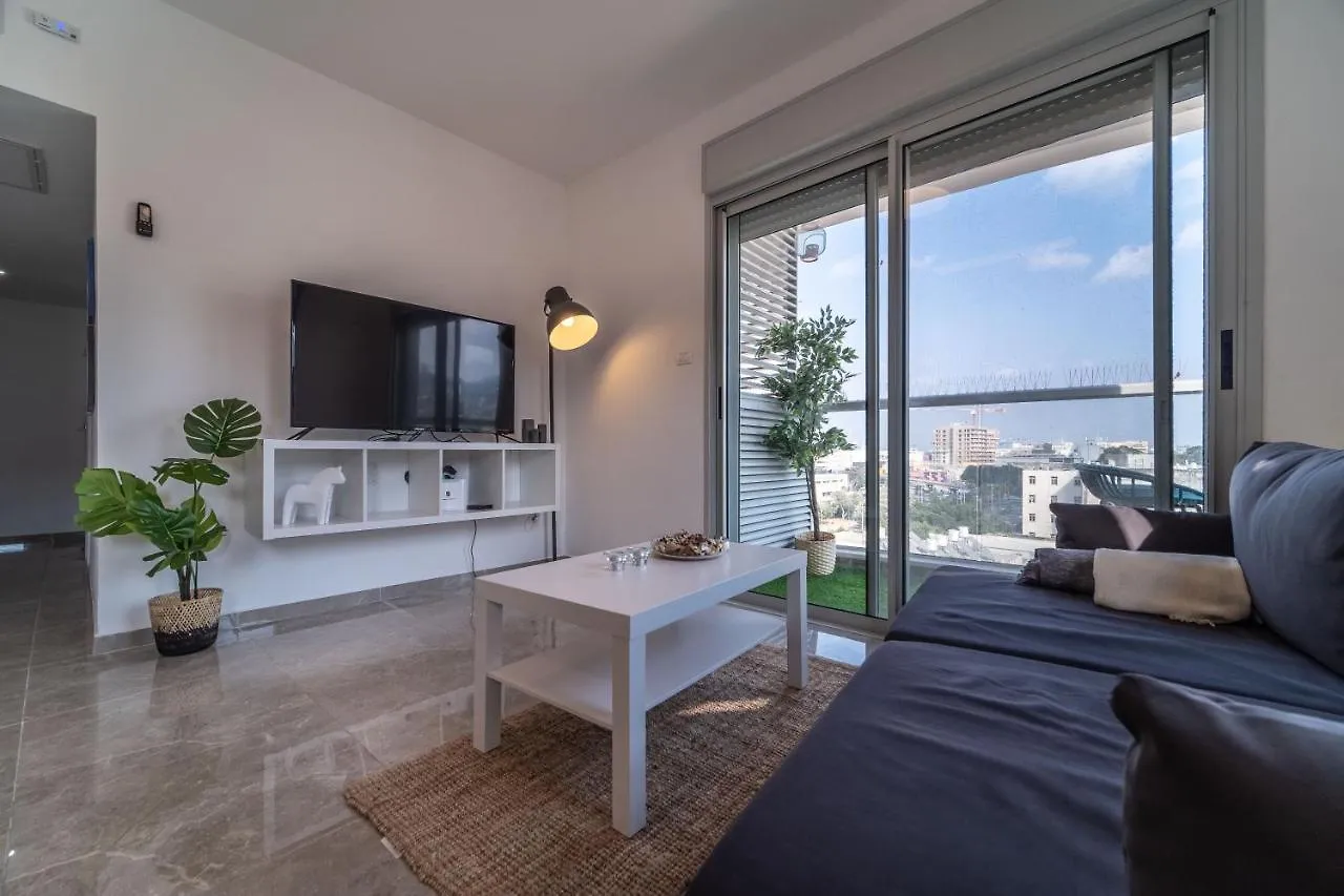 Apartamento Port City Haifa - German Colony Luxurious 2 Bdrms Apt Israel